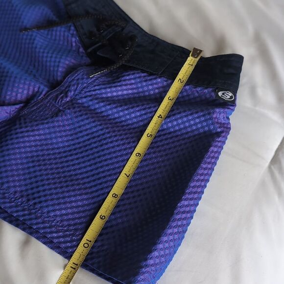 1990s Vintage Metallic Surf Style Short Shorts - Picture 12 of 15